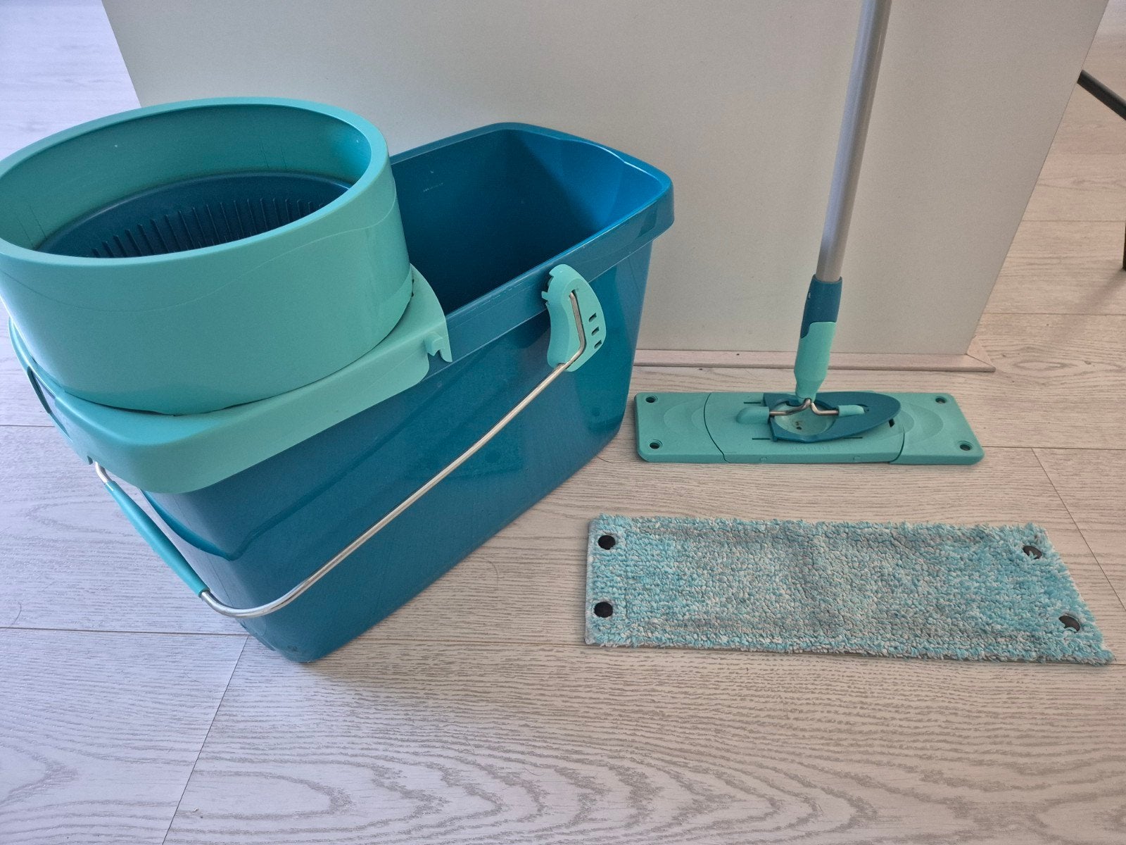 Leifheit dweilsysteem met emmer en mop, Ophalen of Verzenden, Dweilemmer, -bak, of -wagen