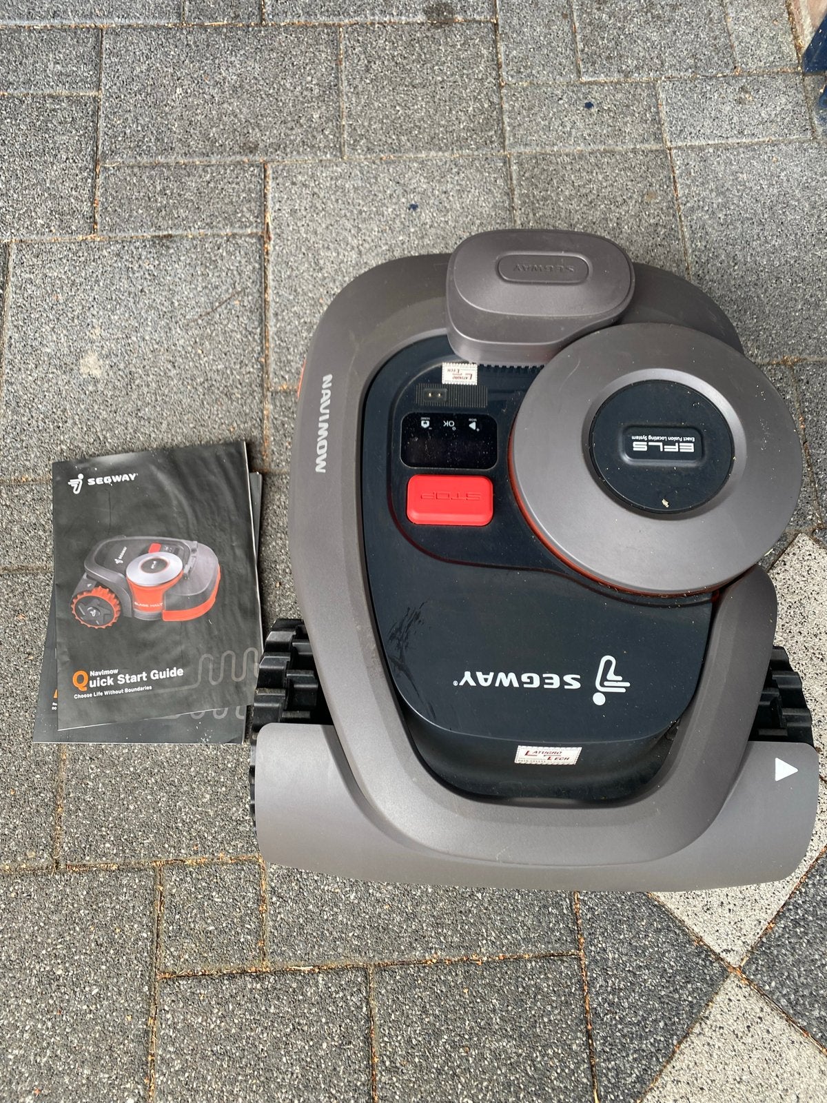 Segway Navimow H800E robotmaaier met VisionFence sensor, Cirkelmaaier, Gebruikt, Oranjestraat 34 devino, Accu-grasmaaier