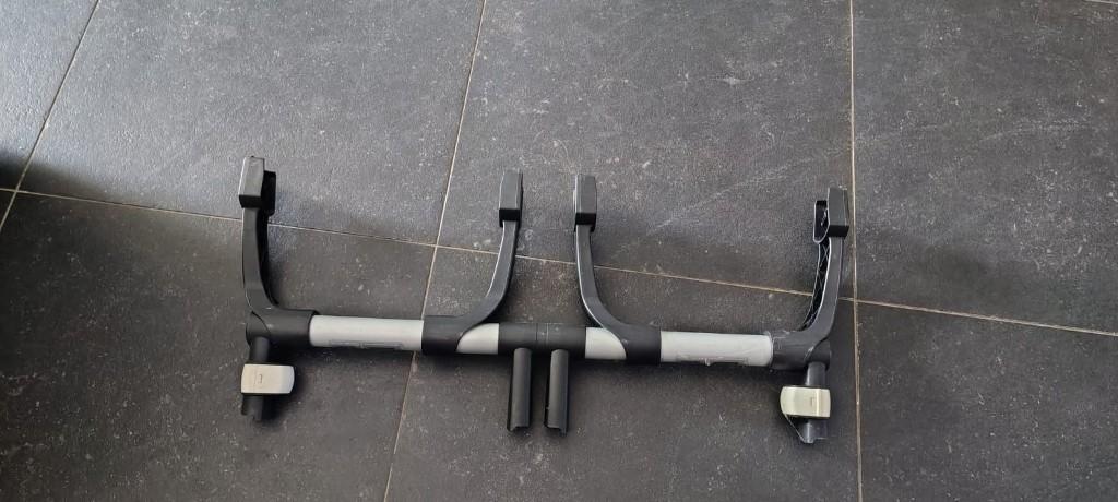 Bugaboo tweelingkinderwagen maxi cosi houder, Kinderen en Baby's, Kinderwagens en Combinaties, Ophalen, Gebruikt, Bugaboo
