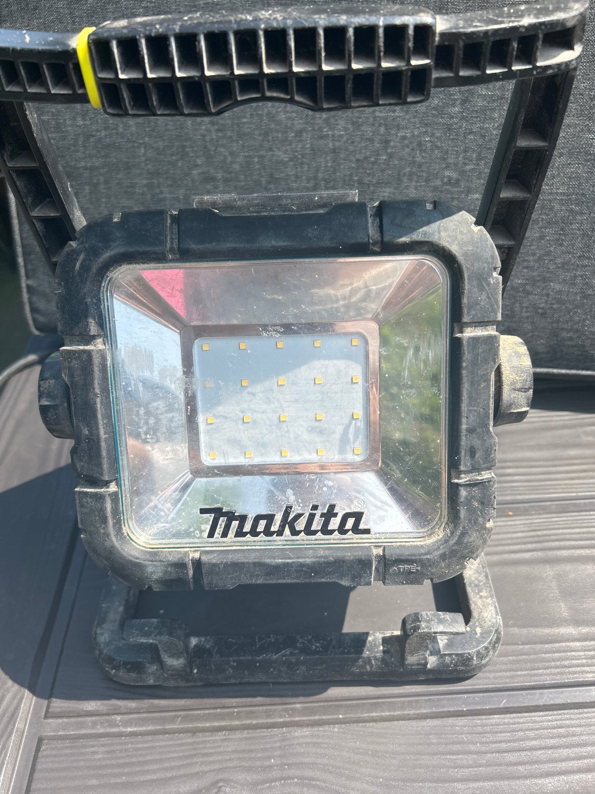 Makita DML805 LED Bouwlamp / Werklamp 14.4V/18V/230V, Ophalen, Gebruikt, Minder dan 50 watt, Lamp met armatuur