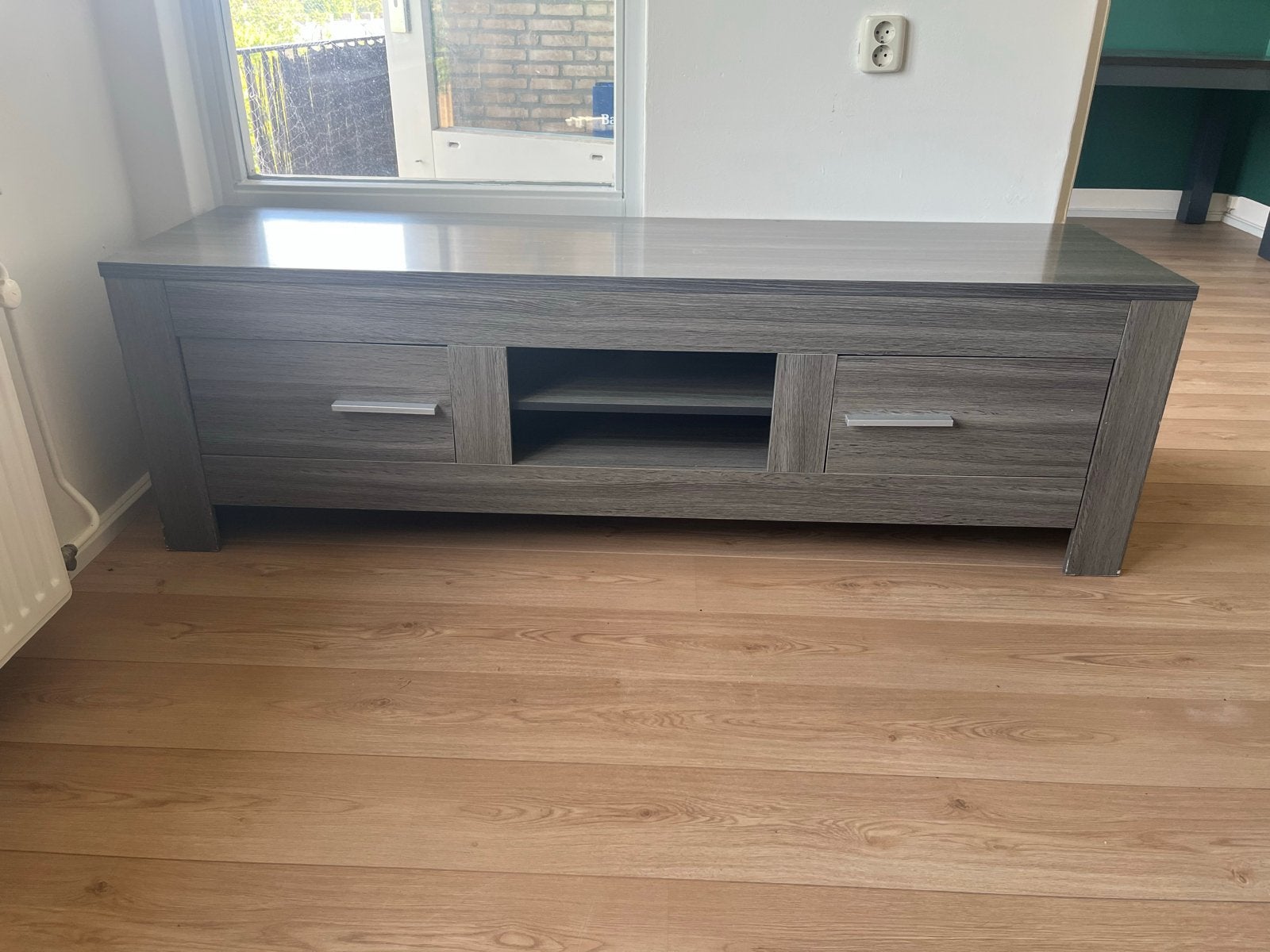 TV-meubel met lichte gebruikerssporen, gratis afhalen, Ophalen, Gebruikt, 100 tot 150 cm, Minder dan 100 cm