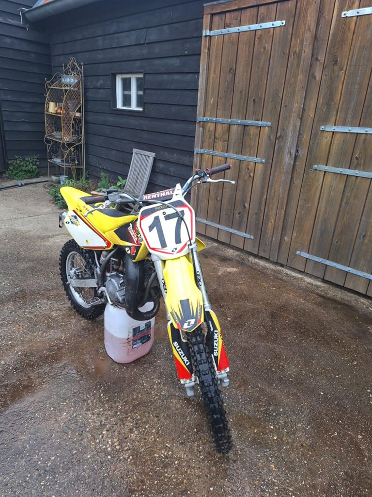 Suzuki rm85, Fietsen en Brommers, Brommers | Crossbrommers, Ophalen, Zo goed als nieuw, Suzuki
