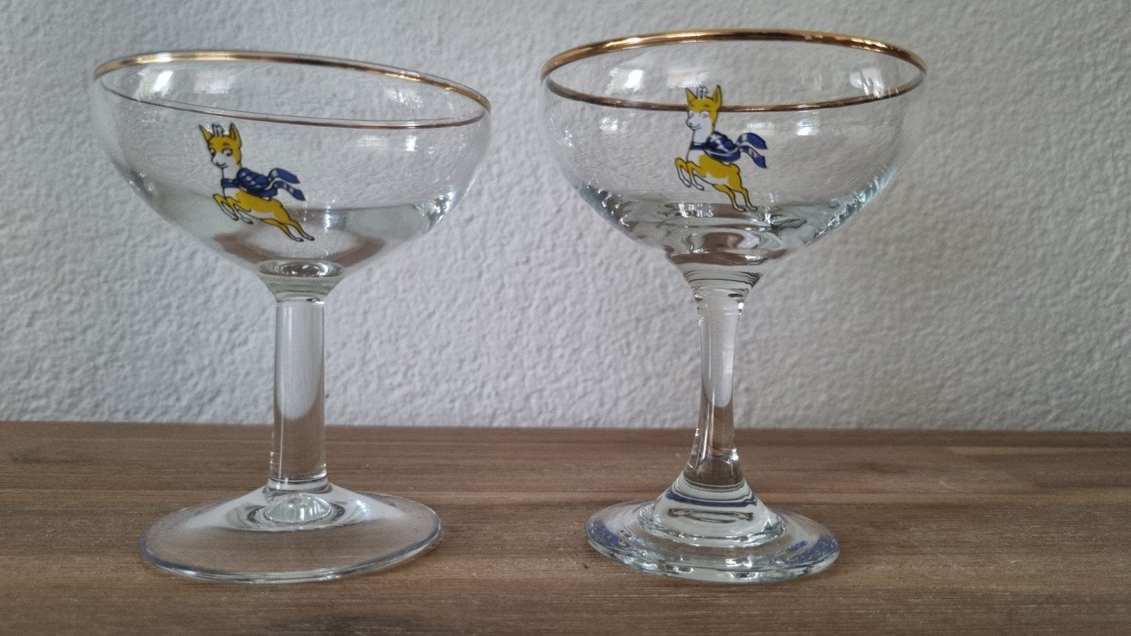 2 mooie Babycham glazen, Ophalen of Verzenden, Zo goed als nieuw, Overige typen
