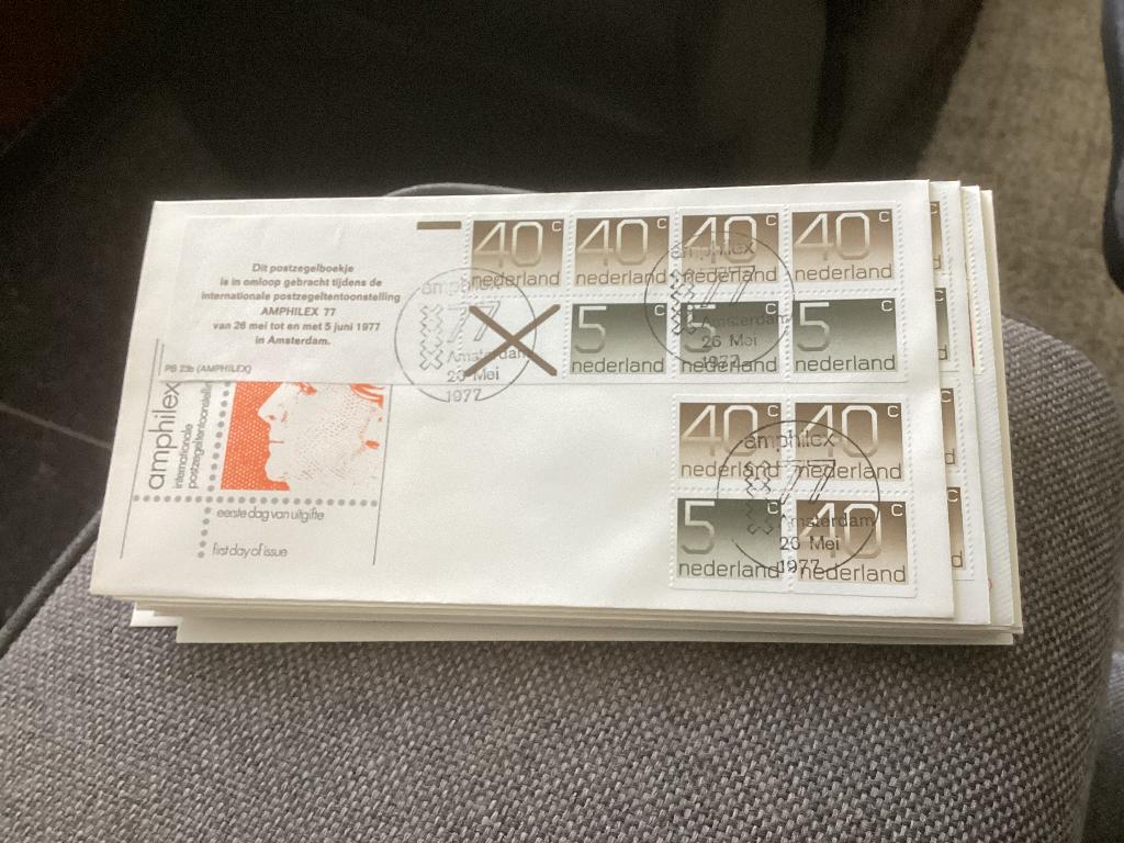 No2188 E159 Postzegelboekje pb23b Amphilex 26mei 1977, Postzegels en Munten, Postzegels | Eerstedagenveloppen, Ophalen, Onbeschreven