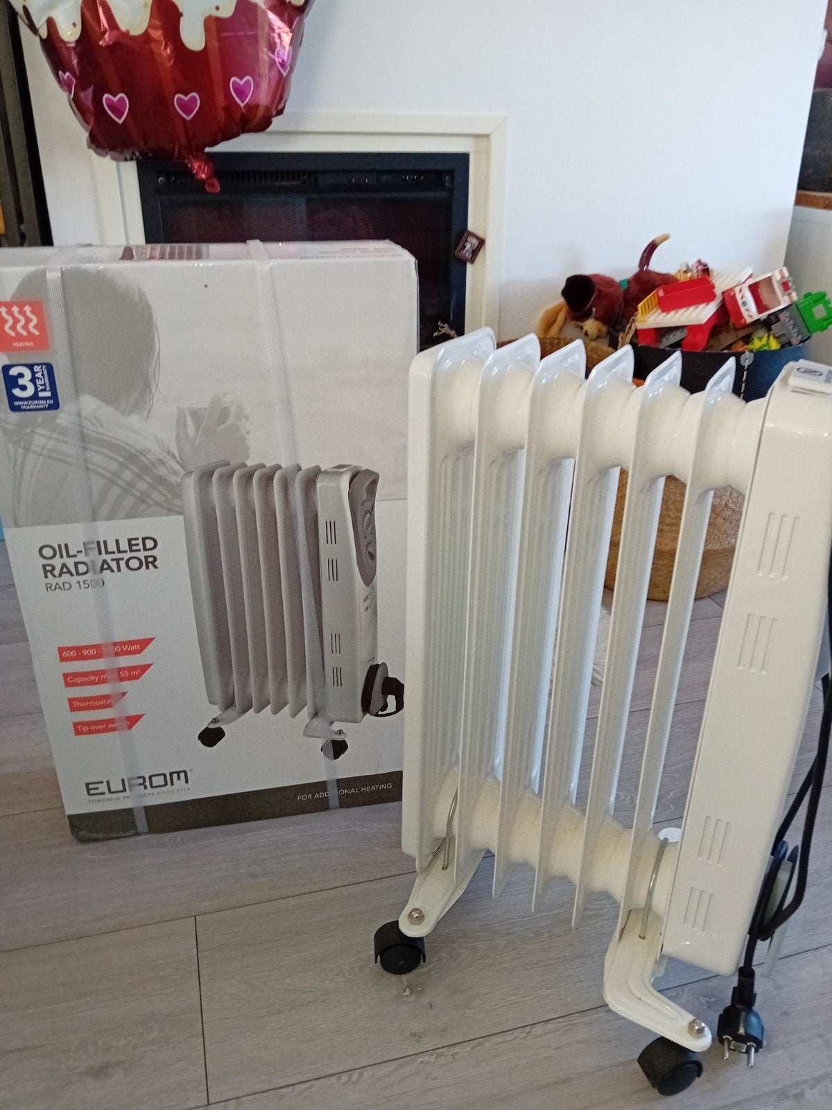 2x  Eurom RAD 1500 Oliegevulde Radiator 1500 Watt, Ophalen, 30 tot 80 cm, Radiator, Zo goed als nieuw