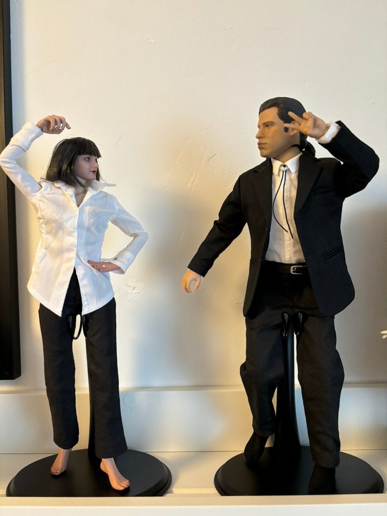 Pulp Fiction - Vincent Vega & Mia Wallace - 1/6 figuren, Verzamelen, Ophalen of Verzenden, Zo goed als nieuw, Film, Actiefiguur of Pop