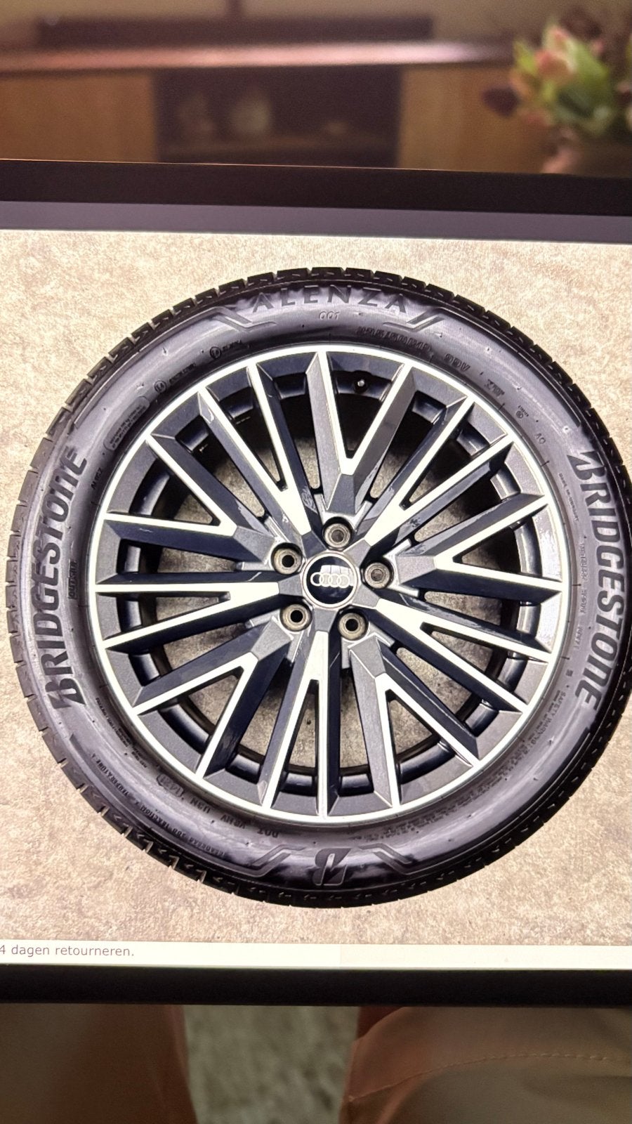 Audi Q3 19 inch velgen met Bridgestone banden in NIEUWSTAAT, Auto-onderdelen, Banden en Velgen, 19 inch, Gebruikt, Banden en Velgen