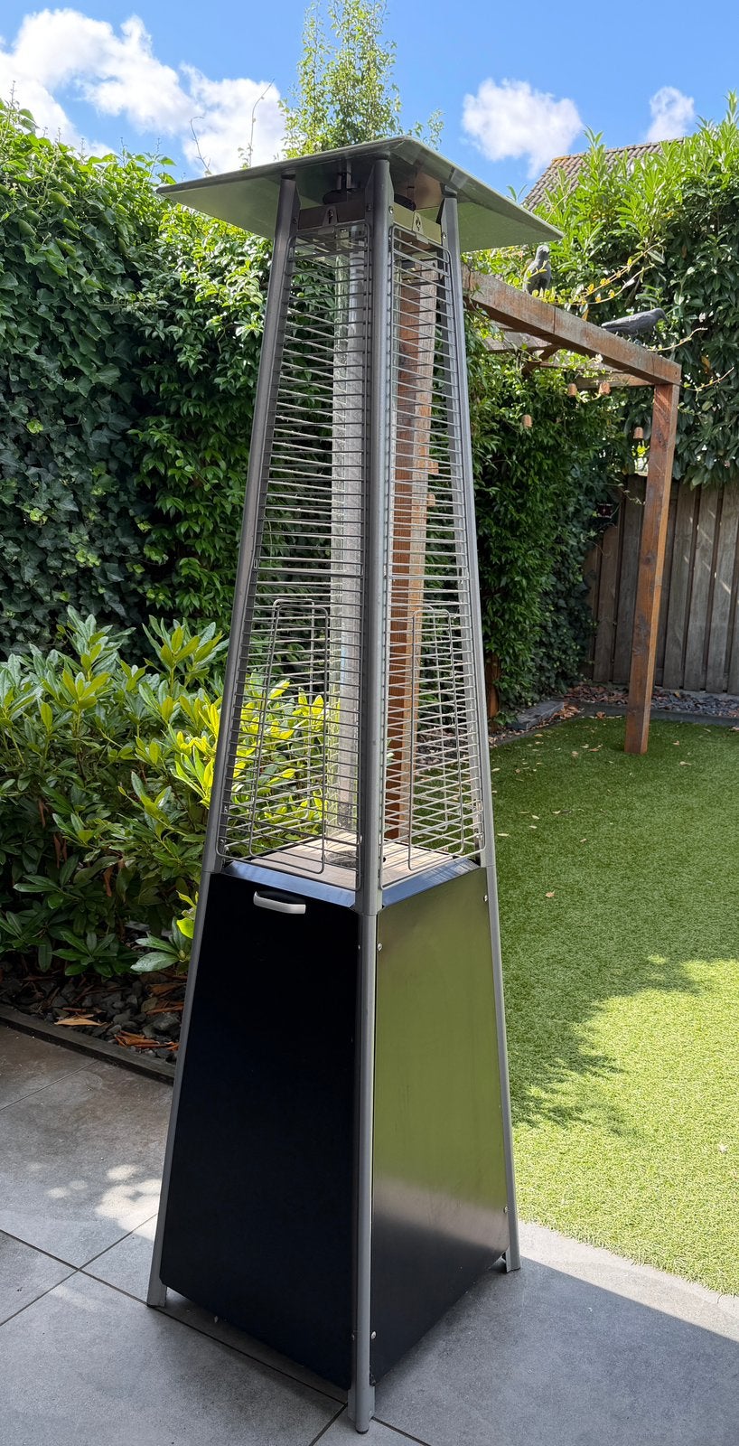 Flameheater terrasverwarmer gasbrander piramide, Tuin en Terras, Ophalen, Gebruikt, Gas, Vloer
