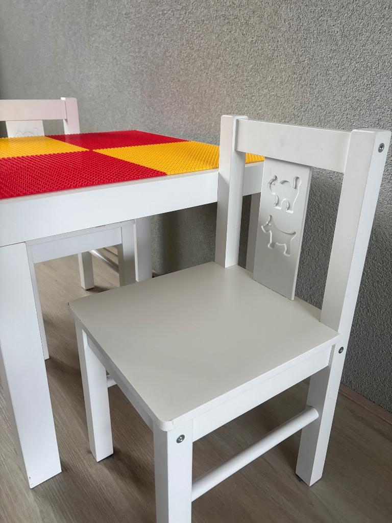 IKEA tafel met stoelen, Ophalen, Zo goed als nieuw, Tafel(s) en Stoel(en)