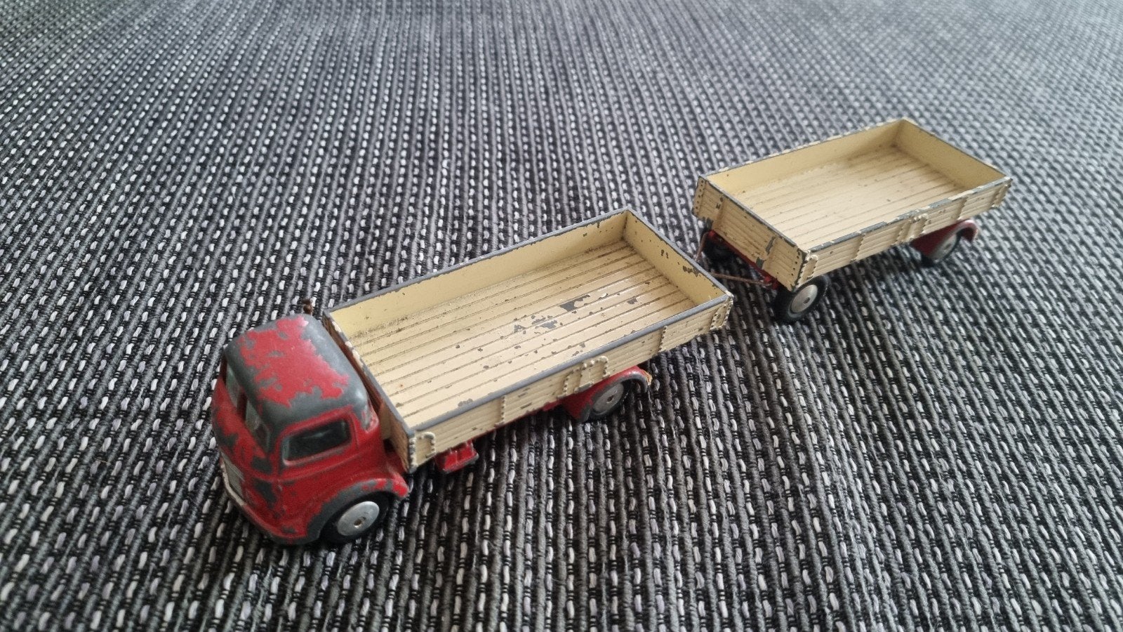 Vintage Corgi Toys Vrachtwagen met Oplegger (Gebruikt), Ophalen of Verzenden, Gebruikt