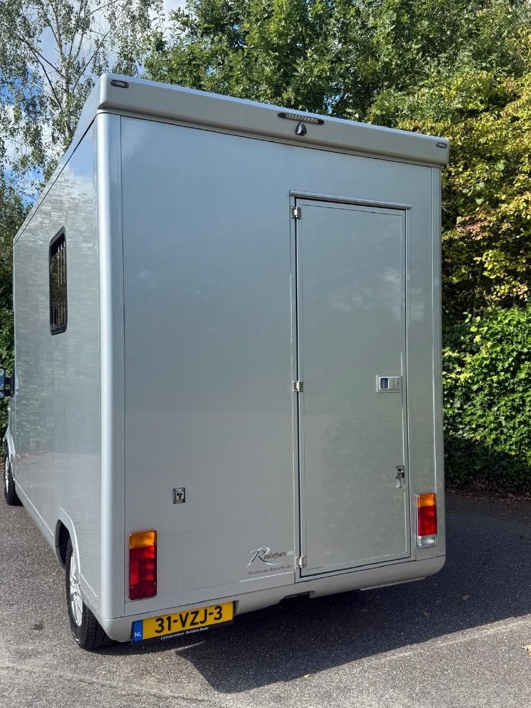 Foto 15 van Renault Master Roelofsen Paardenwagen Horsetruck LAGE KM