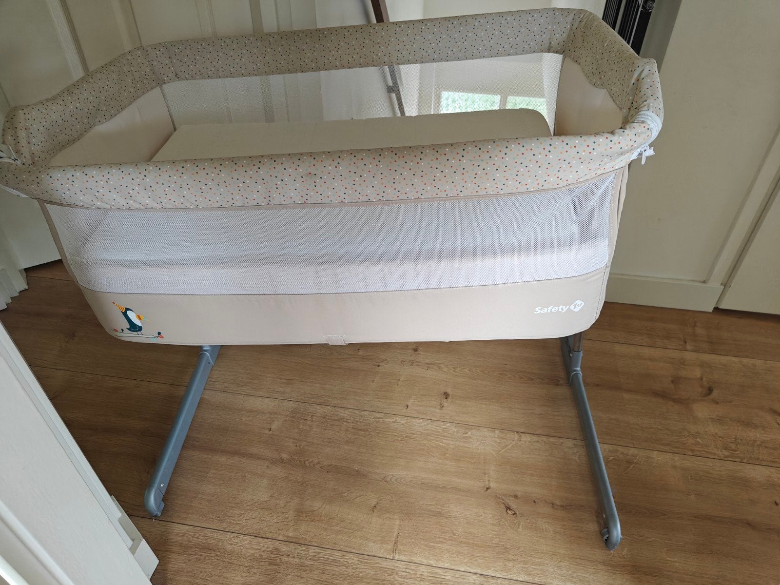 In hoogte verstelbare cosleeper inclusief matras, Kinderen en Baby's, Babywiegjes en Ledikanten, Ophalen, Zo goed als nieuw, Wieg