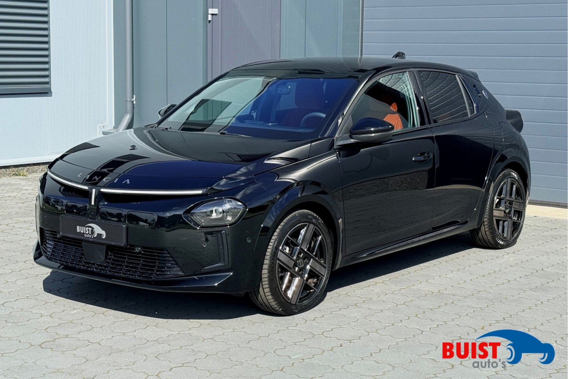Lancia Ypsilon LX 51 kWh ZEER COMPLEET! NIEUWE AUTO! 10X OP, Auto's, Dealer onderhouden, Gebruikt, 156 pk, Zwart
