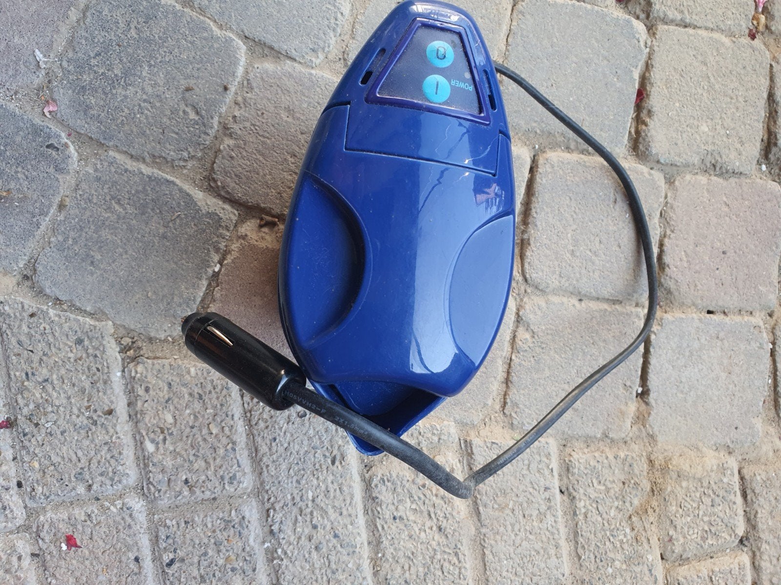 Waterkoker 12V / 24V voor auto, vrachtwagen of boot, Minder dan 1 liter, Ophalen of Verzenden, Gebruikt