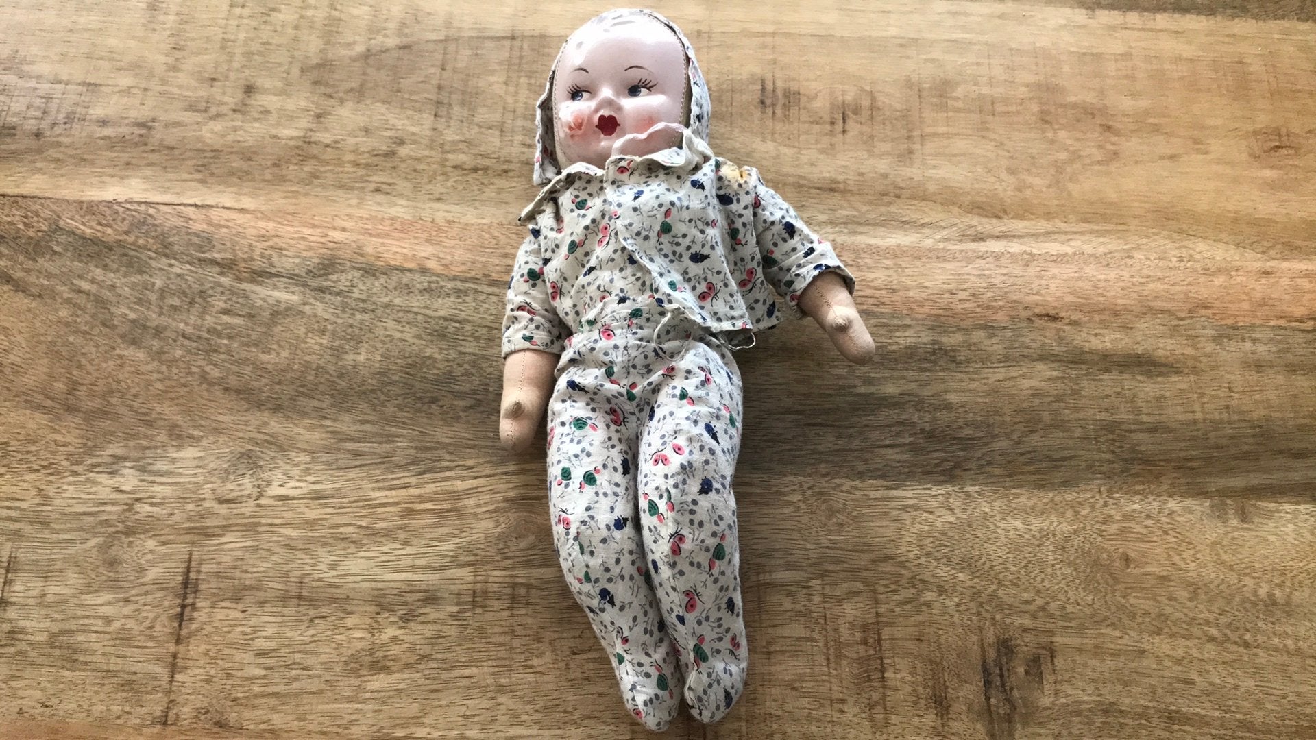 Vintageshabby lappen pop gevuld met stro  31 cm jaren 50, Ophalen of Verzenden, Gebruikt, Pop