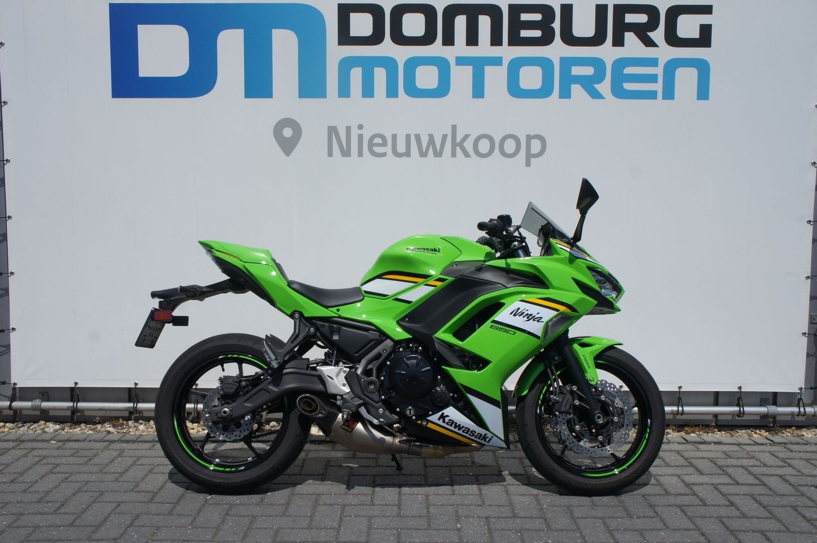 KAWASAKI NINJA 650 (bj 2025) 13,299 km, Motoren, 2 cilinders, 649 cc, Bedrijf, Onbekend