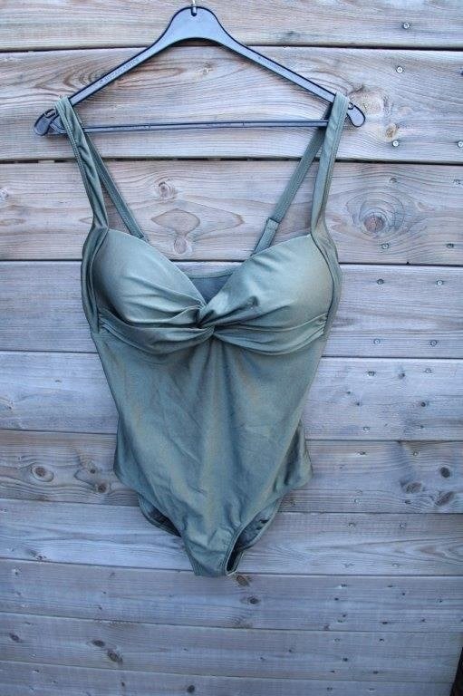 Badpak groen mt 42C Vaste prijs, Kleding | Dames, Ophalen of Verzenden, Zo goed als nieuw, Groen, Badpak