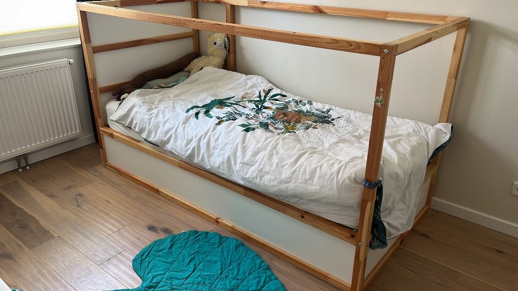 Ikea kura bed hoogslaper/ eenpersoons omkeerbaar kinderbed, Ophalen, Zo goed als nieuw, Hoogslaper