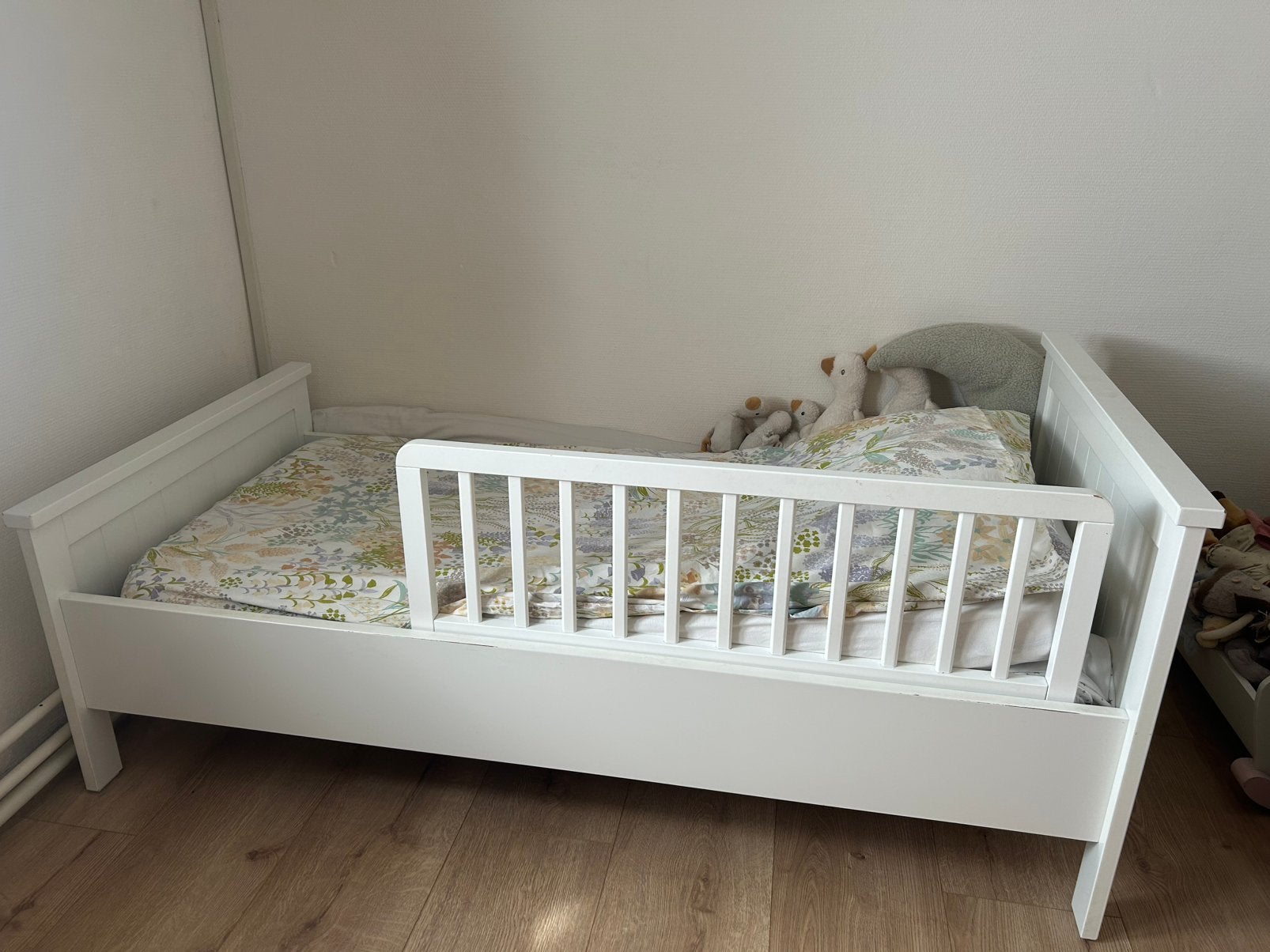 Peuterbed, Kinderen en Baby's, Kinderkamer | Bedden, Ophalen, 70 tot 85 cm, 140 tot 160 cm, Zo goed als nieuw