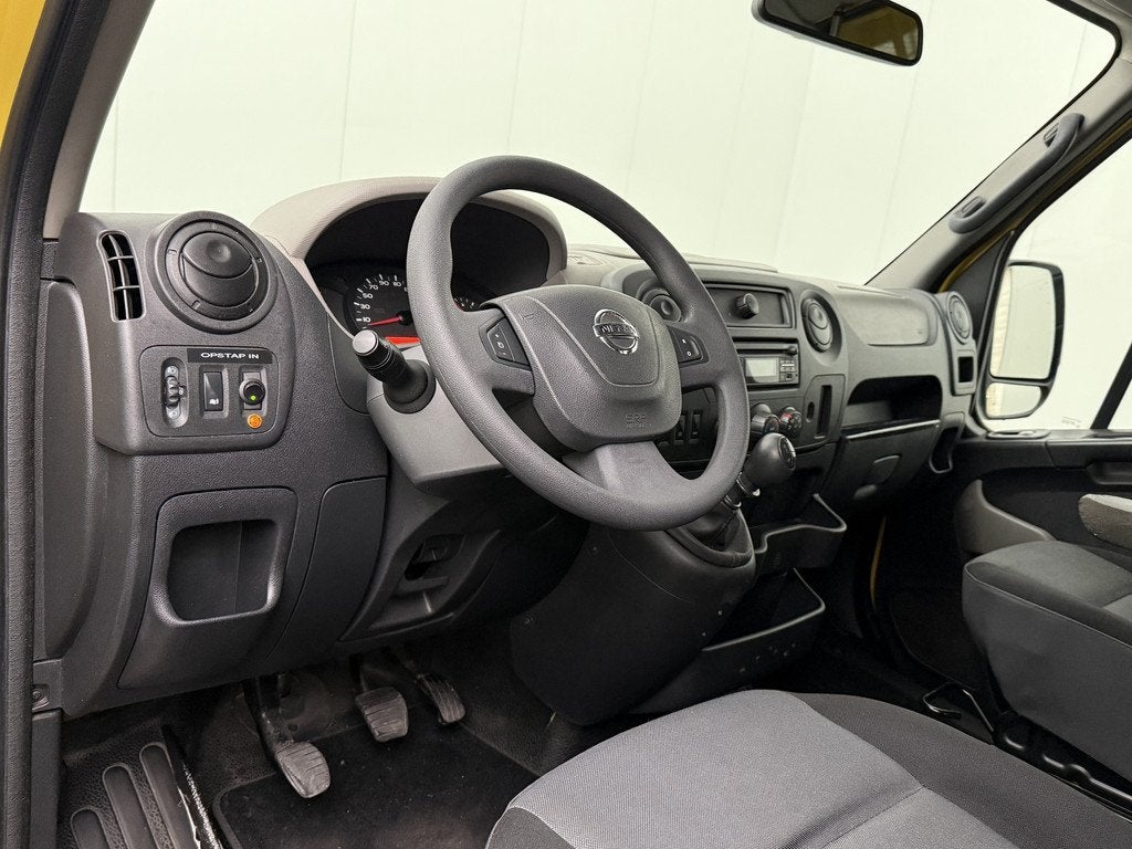 Nissan NV400 2.3DCi L2H2 Rolstoelbus | Euro 6 | 8-Persoons |, Auto's, Voorwielaandrijving, 145 pk, Stof, Gebruikt