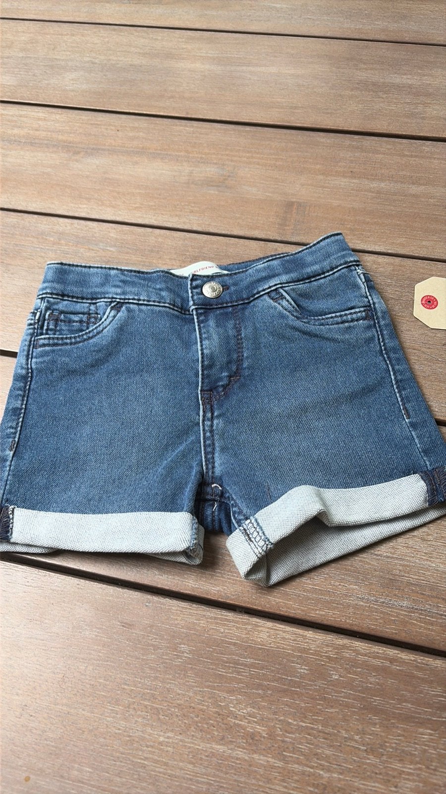 Nieuw korte spijkerbroek maat 86 merk Levi’s, Kinderen en Baby's, Babykleding | Maat 86, Ophalen of Verzenden, Nieuw, Meisje, Broekje