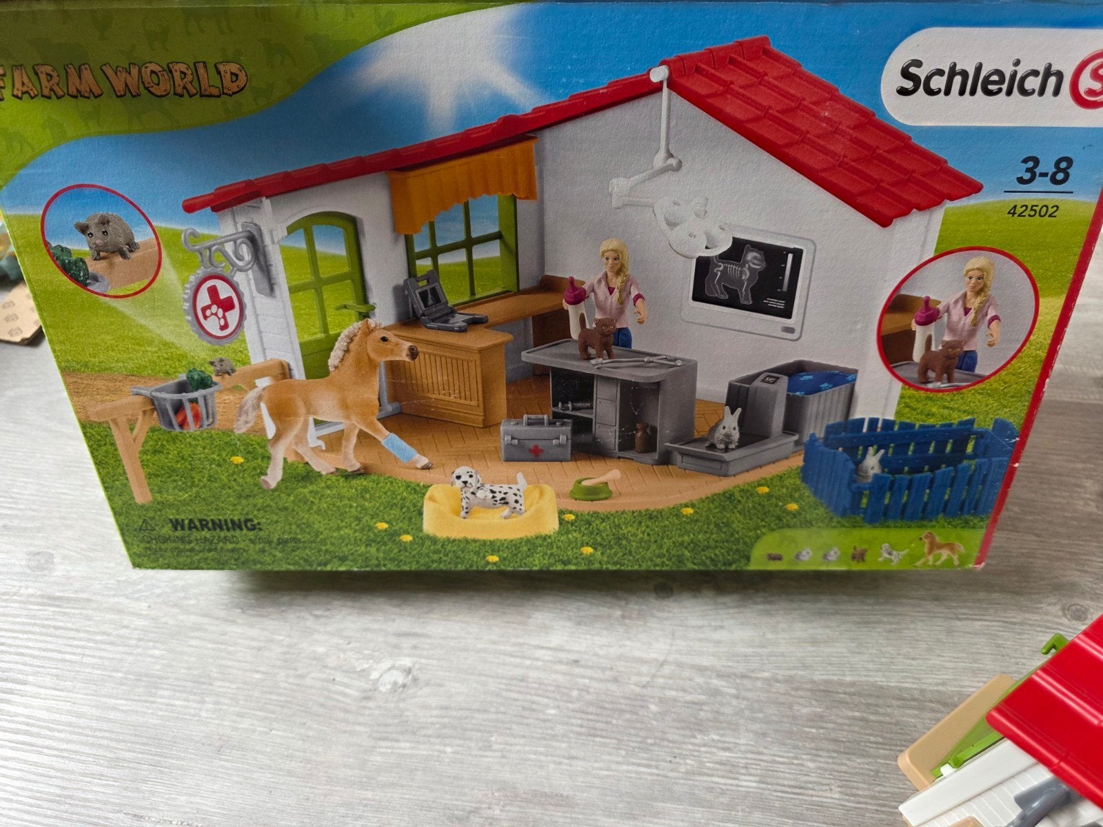 Schleich Farm World Dierenartspraktijk compleet met doos, Ophalen of Verzenden, Zo goed als nieuw, Jongen of Meisje