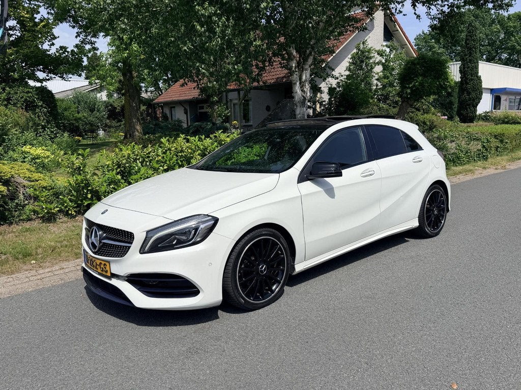 Mercedes-Benz A-klasse 180 AMG 122PK AUT•Pano•Keyless, Gebruikt, 4 cilinders, 19 km/l, Geïmporteerd