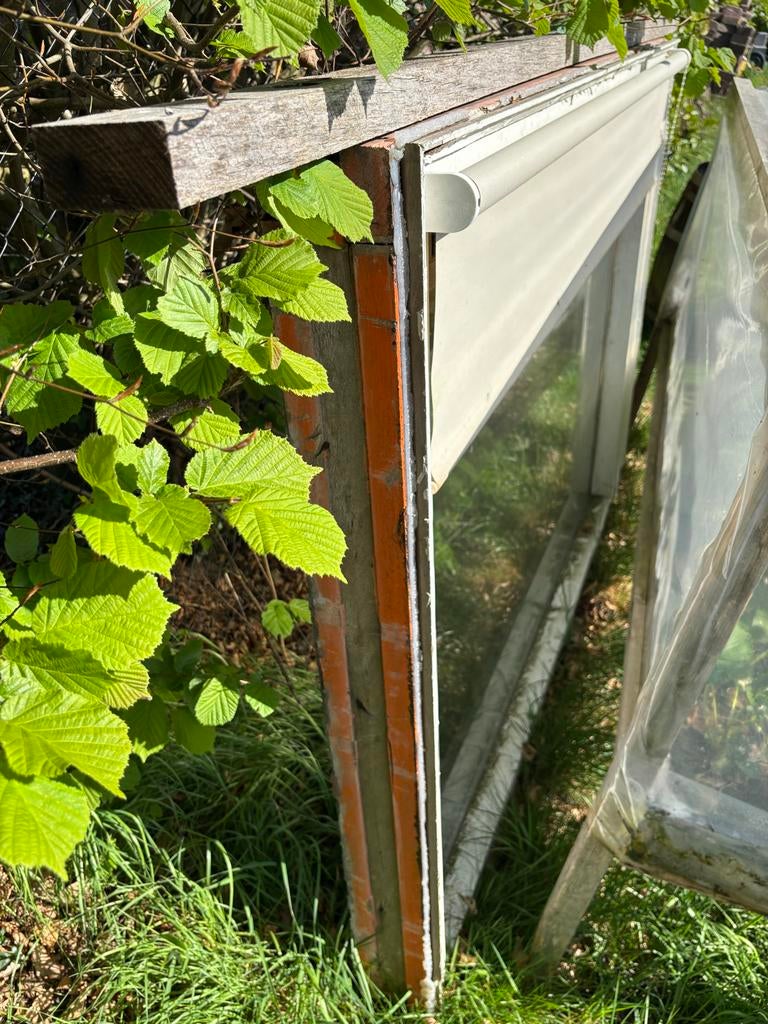 gebruikt houten kozijn, Doe-het-zelf en Verbouw, Ophalen, Gebruikt, Raamkozijn, Inclusief glas