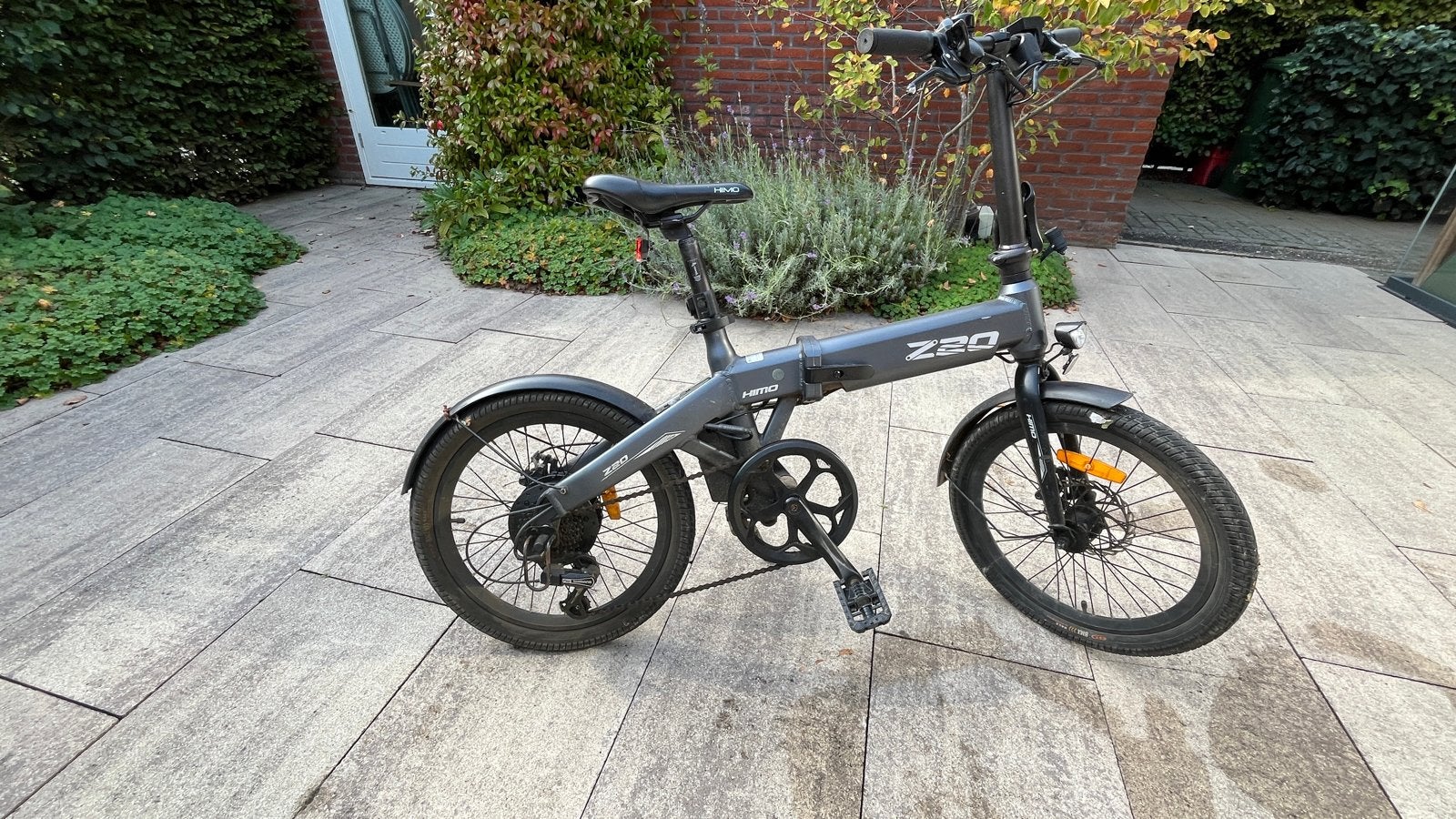 2x Hymo Z20 elektrische fietsen (zwart/wit) - defecte motor, Ophalen, Gebruikt, 50 km per accu of meer, Overige merken