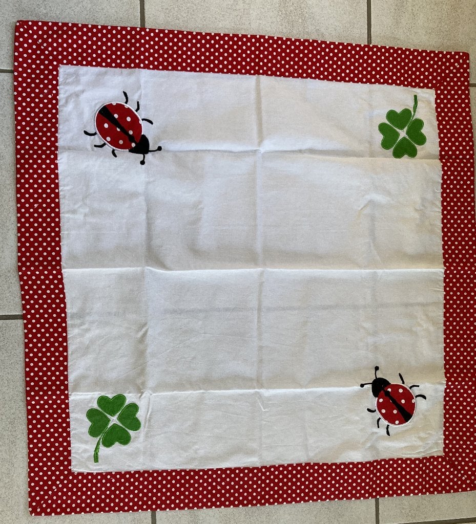 geborduurd tafelkleedje nagenoeg nieuw 80x80, 80 cm, Vierkant, Ophalen of Verzenden, Zo goed als nieuw