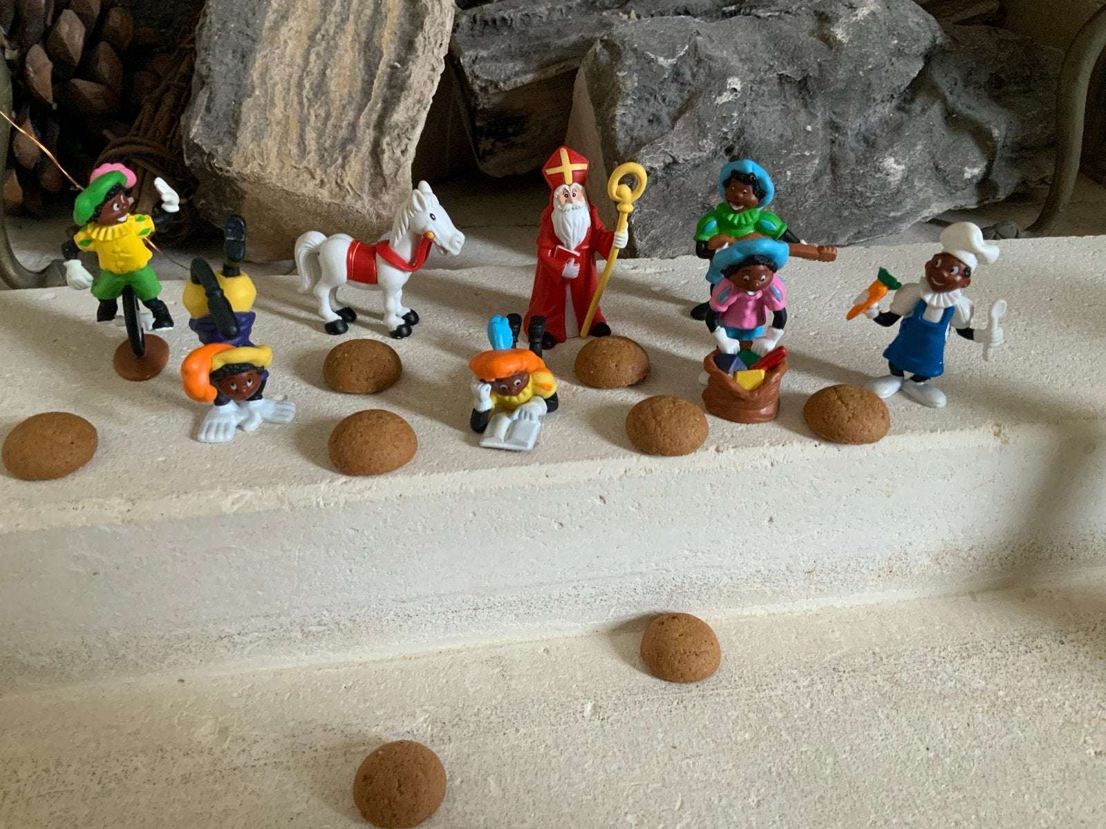 Complete set Sinterklaas met 6 Pieten en het paard Ozosnel., Ophalen of Verzenden, Nieuw