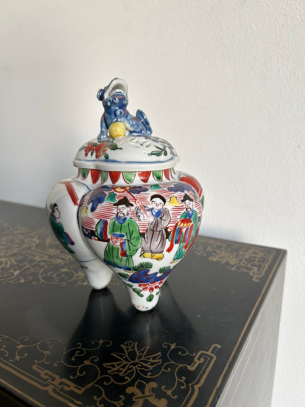 Chinese porseleinen Famille Verte wierookbrander met deksel, Antiek en Kunst, Kunst | Niet-Westerse kunst, Ophalen of Verzenden