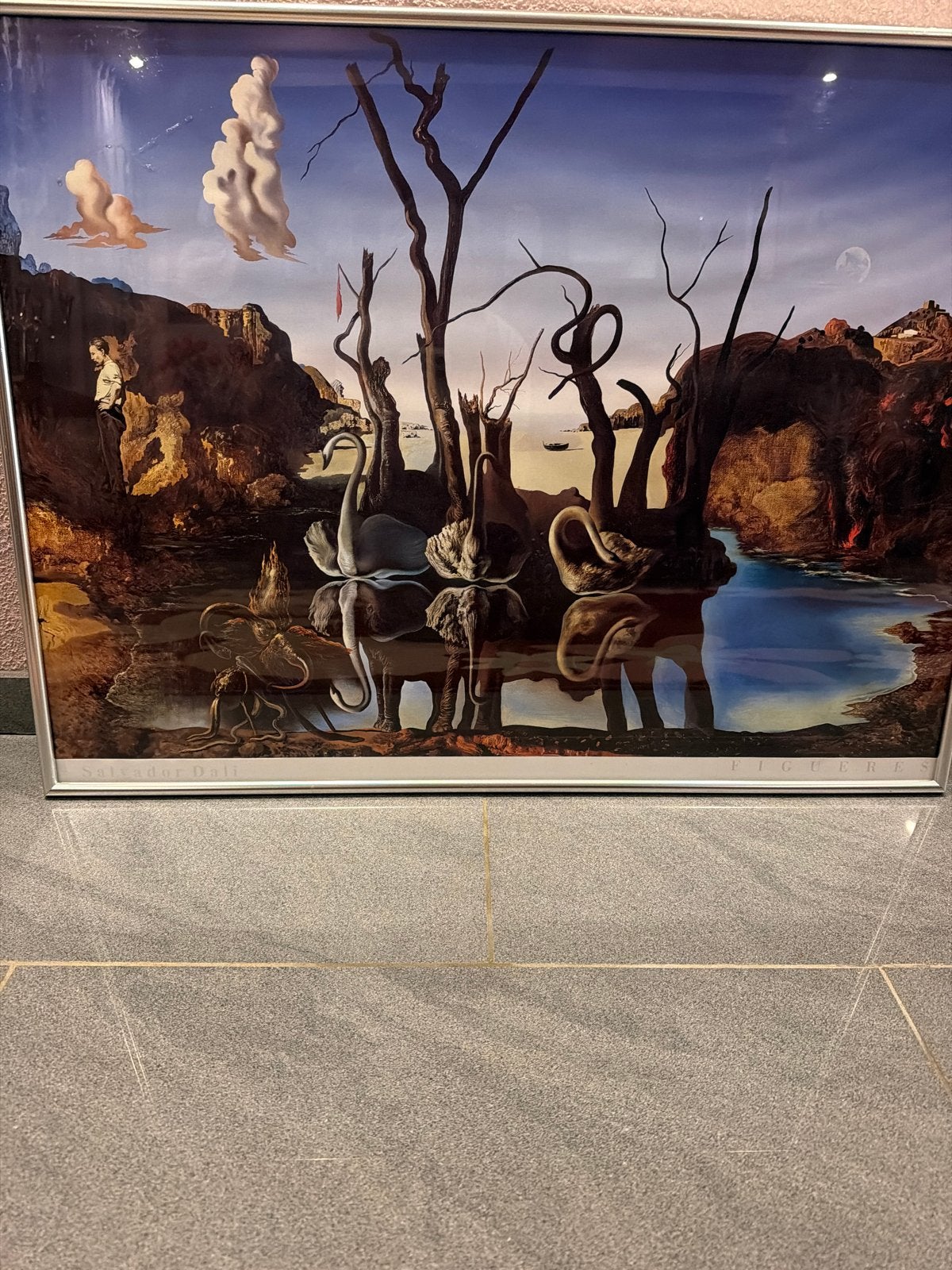 Ingelijste reproductie Salvador Dalí schilderij - 80x60 cm, Antiek en Kunst, Overig onderwerp, Papier/karton, Ophalen of Verzenden