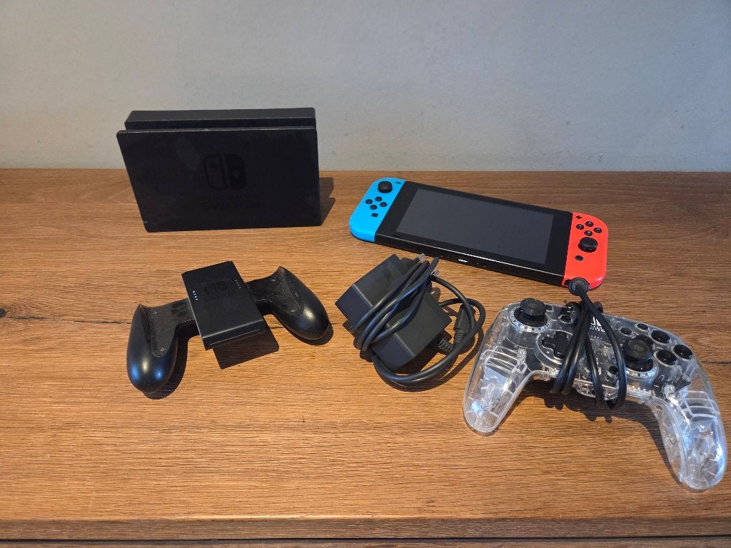 Nintendo Switch Original met Dock en Controllers, Ophalen of Verzenden, Gebruikt, Met 2 controllers, Switch Original