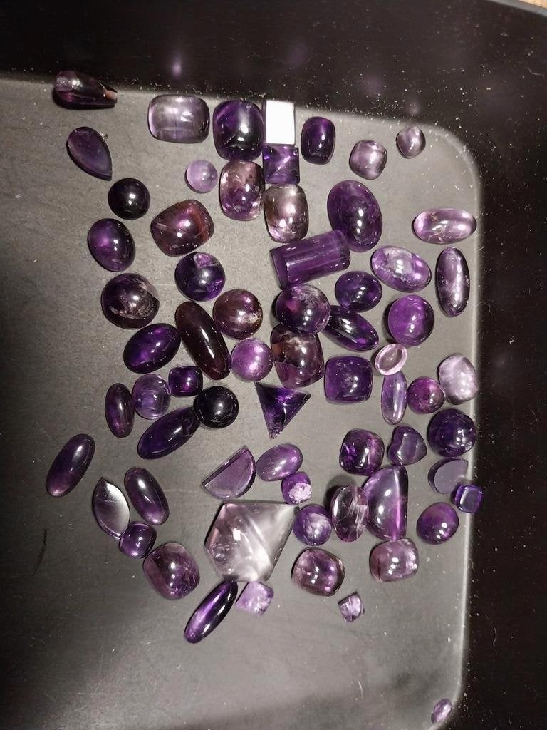 Mooie paarse amethist cabochons, Sieraden, Tassen en Uiterlijk, Edelstenen, Ophalen of Verzenden, Zo goed als nieuw