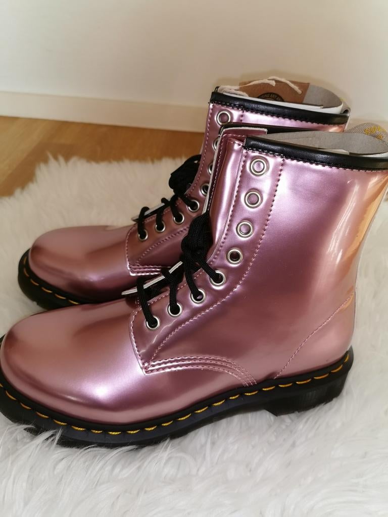 Nieuwe Dr. Martens Roze Metallic Maat 38 Vegan Goldmix, Ophalen of Verzenden, Nieuw