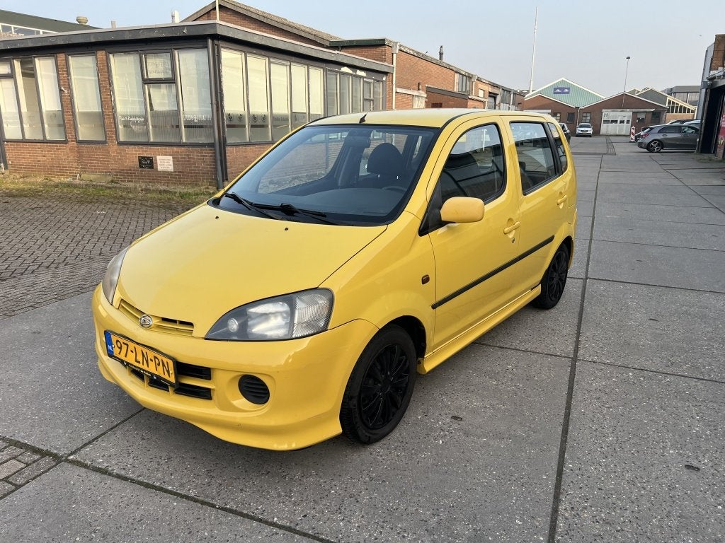Daihatsu YRV 1.3-16V S (bj 2003), Auto's, Stof, Gebruikt, 31 €/maand, 4 cilinders