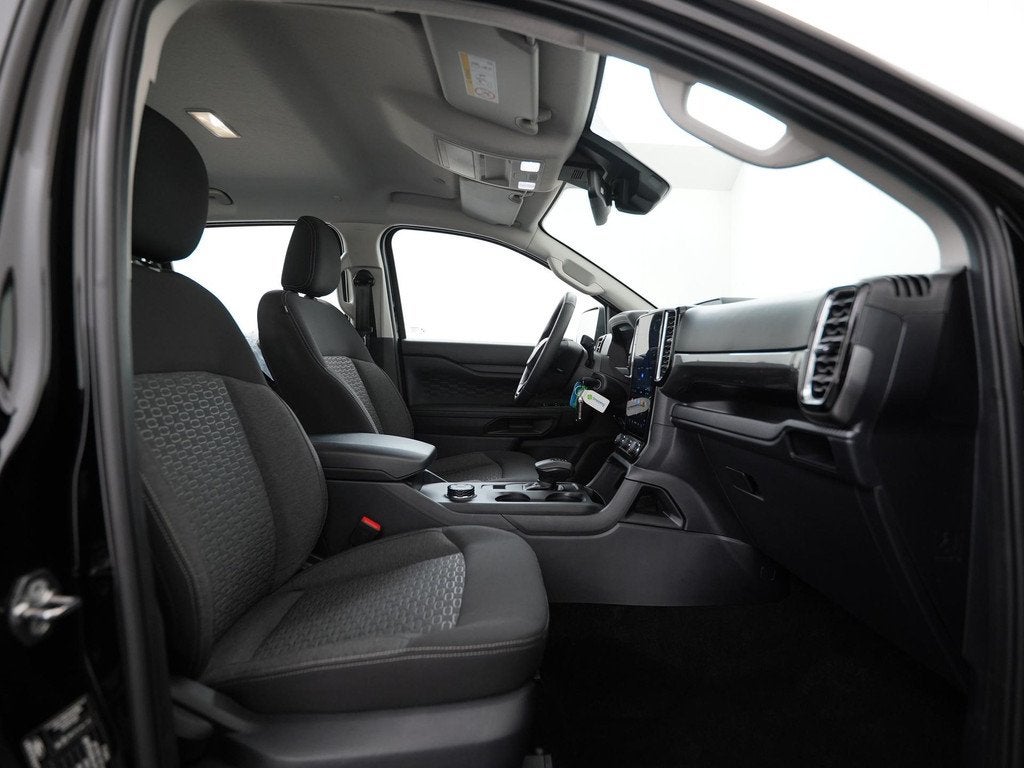 Ford Ranger Dubbel Cabine 2.3 PHEV XLT 279PK 5-zits | Inclus, Auto's, Ford, Automaat, 12 maanden, Stof, Gebruikt