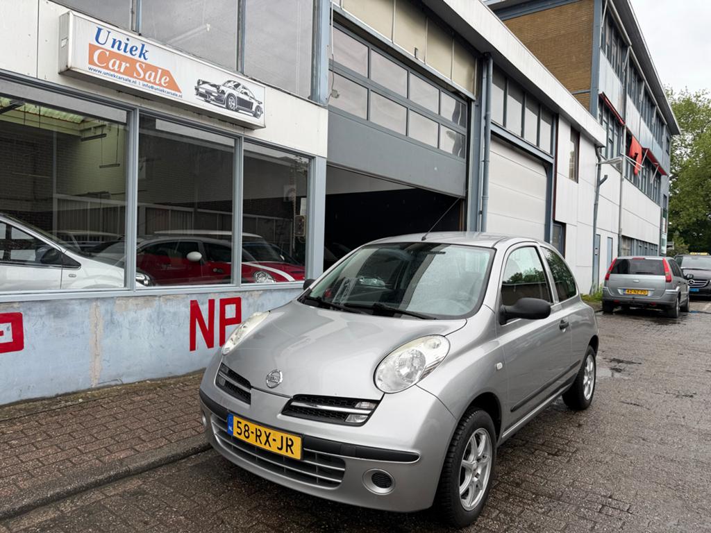 Nissan Micra 1.2 59KW 3DR AUT 2005 Grijs kilometer is 110000, Auto's, 15 km/l, 40 €/maand, 921 kg, 4 cilinders