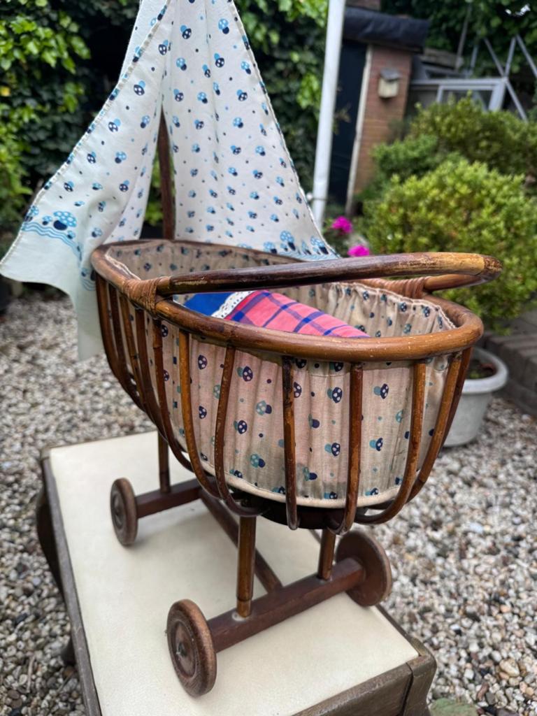 Vintage poppenwagen, Ophalen, Gebruikt, Wieg