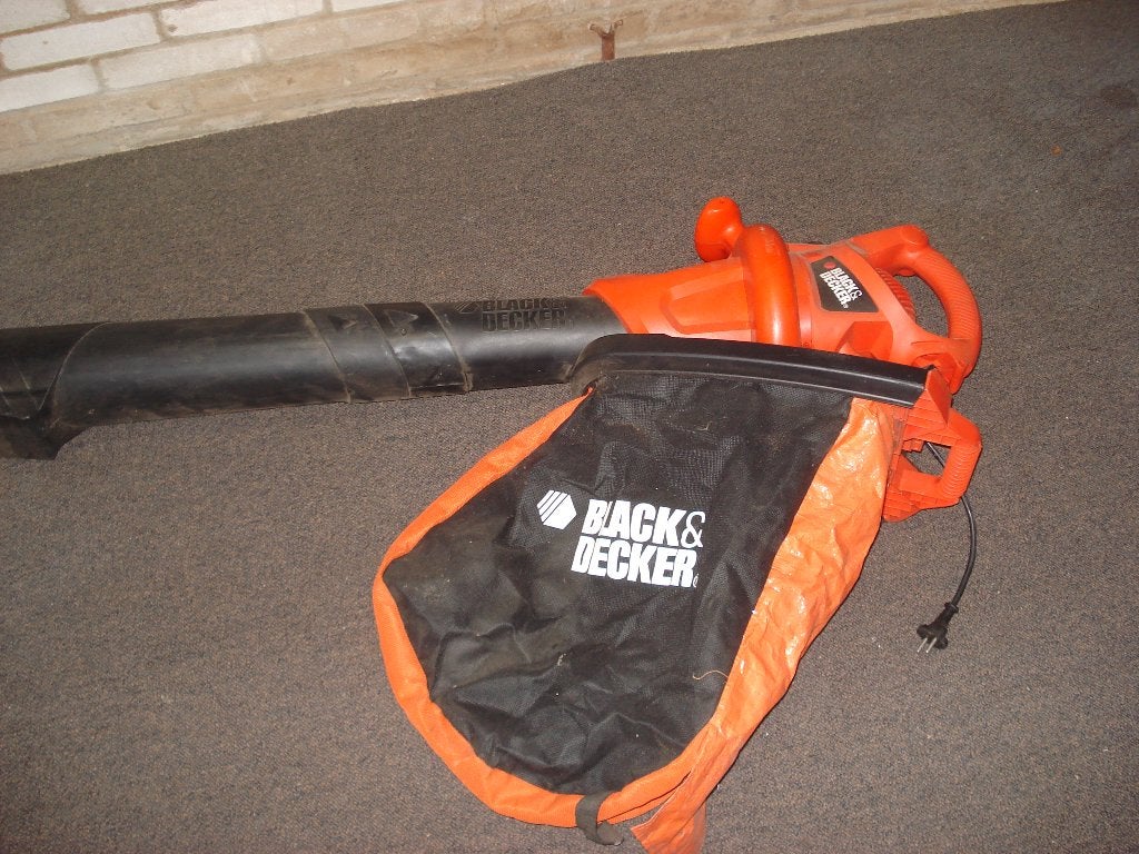Bladzuiger Black & Decker GW3000    100% goed, Tuin en Terras, Ophalen, Met opvangzak, Handgedragen, Elektrisch