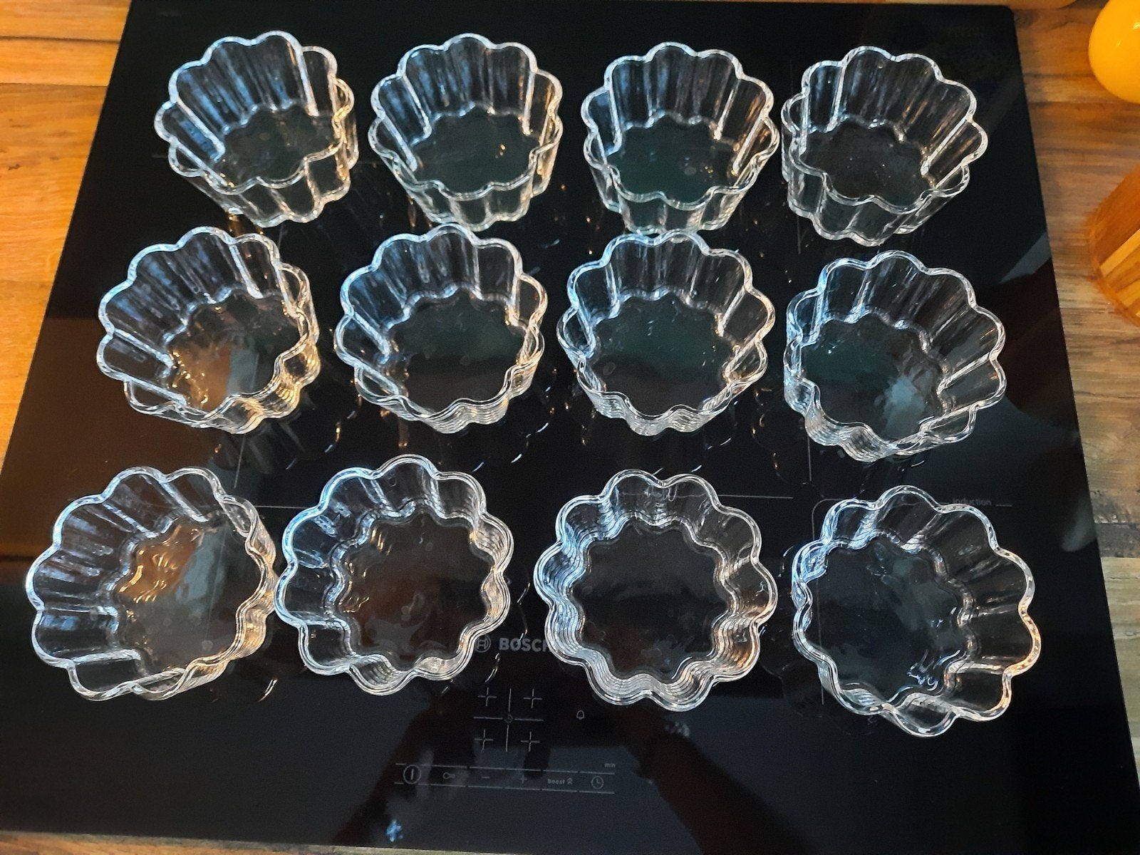 12 glazen dessert schaaltjes/ ijschaaltjes schulprandjes, Nieuw, Ophalen of Verzenden, Modern, Glas