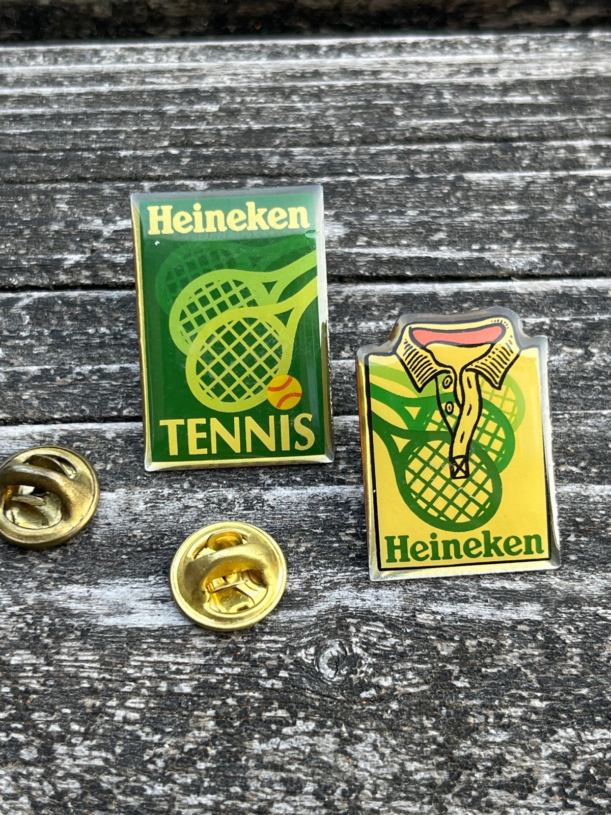 Heineken Tennis Speldjes - Vintage Collectie, Verzamelen, Gebruikt, Ophalen of Verzenden, Speldje of Pin, Nvt