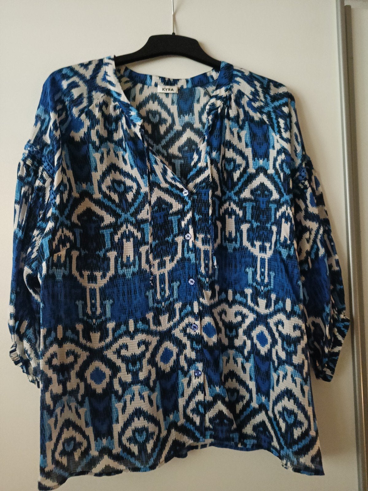 Mooie Kyra blouse maat 48 met kant en leuk voor najaar, Kyra, Ophalen of Verzenden