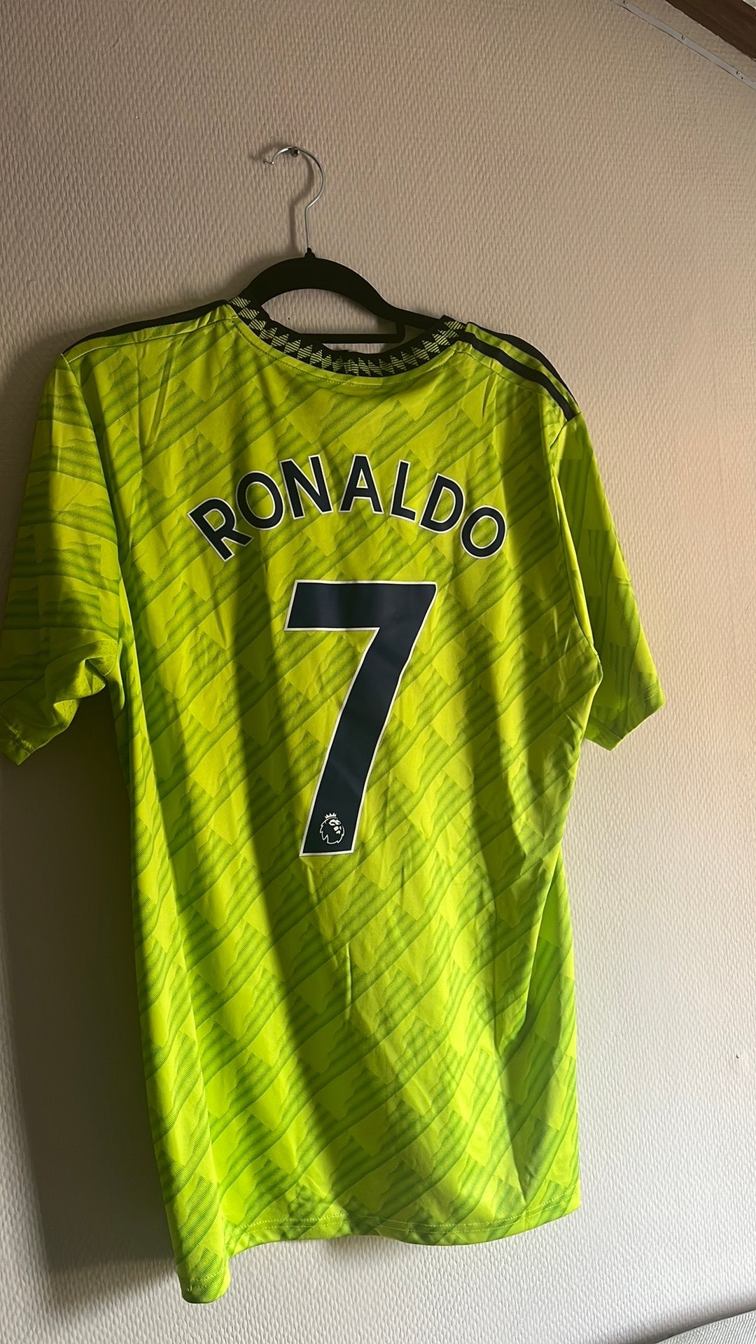 Ronaldo Manchester united 3 de shirt, Maat 52/54 (L), Ophalen of Verzenden, Zo goed als nieuw, Voetbal