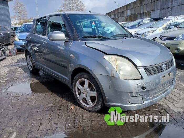 Stijl midden-rechts van een Suzuki Swift (ZCD), Gebruikt, -, -, Ophalen of Verzenden