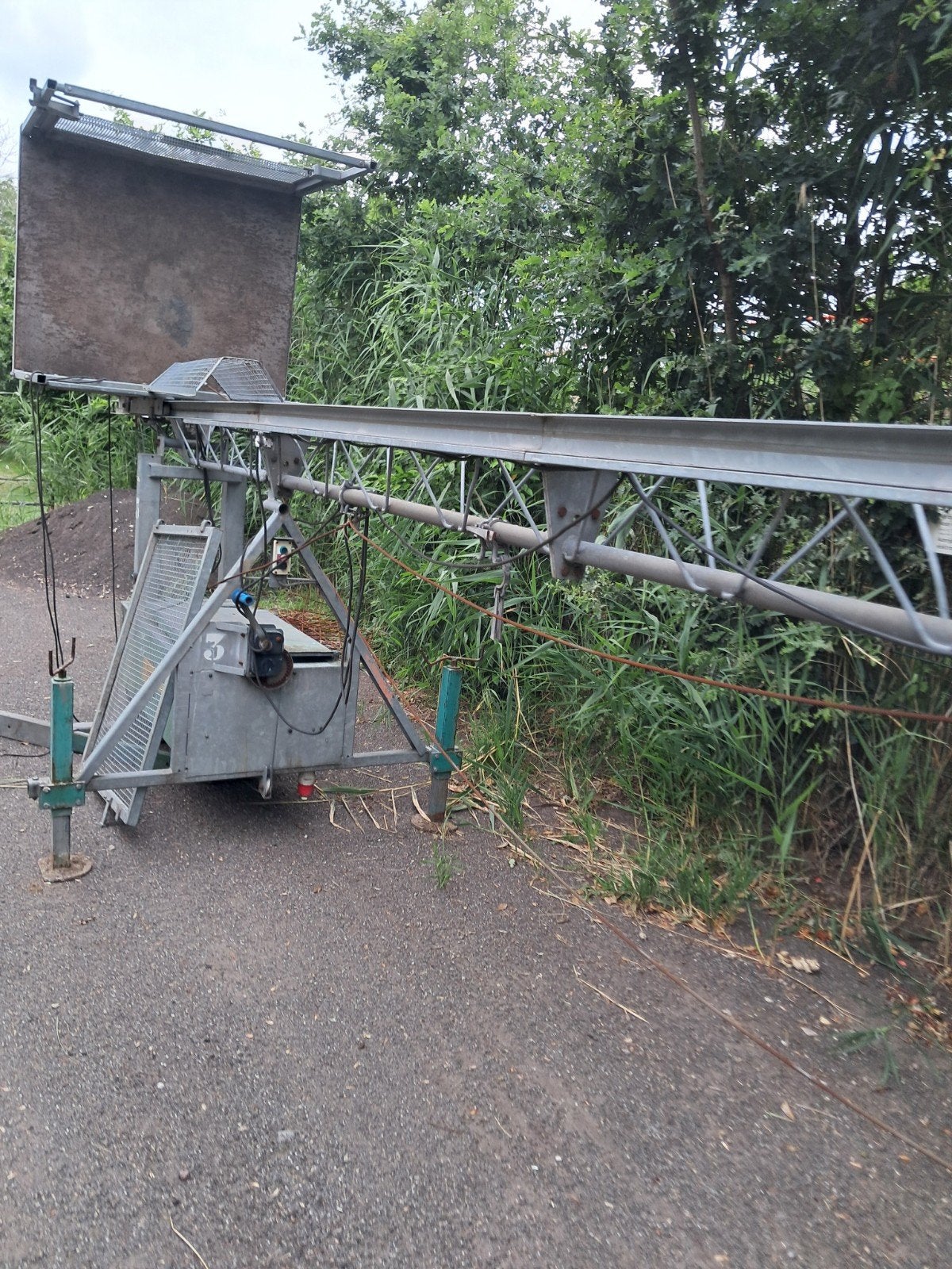 bouwlift 400v de jong, Ophalen