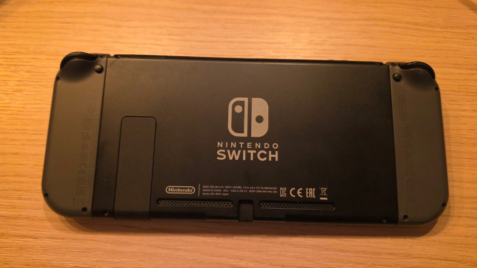 Nintendo Switch (3 jaar oud, weinig gebruikt) + 1-2-Switch, Met games, Met 2 controllers, Ophalen of Verzenden, Zo goed als nieuw