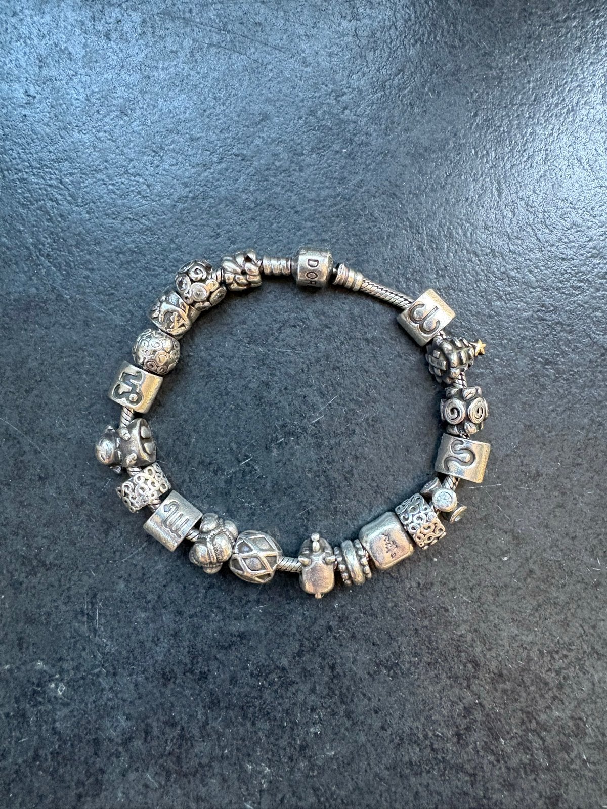 Pandora bedelarmband van zilver, Sieraden, Tassen en Uiterlijk, Armbanden, Ophalen of Verzenden, Gebruikt, Zilver, Met bedels of kralen