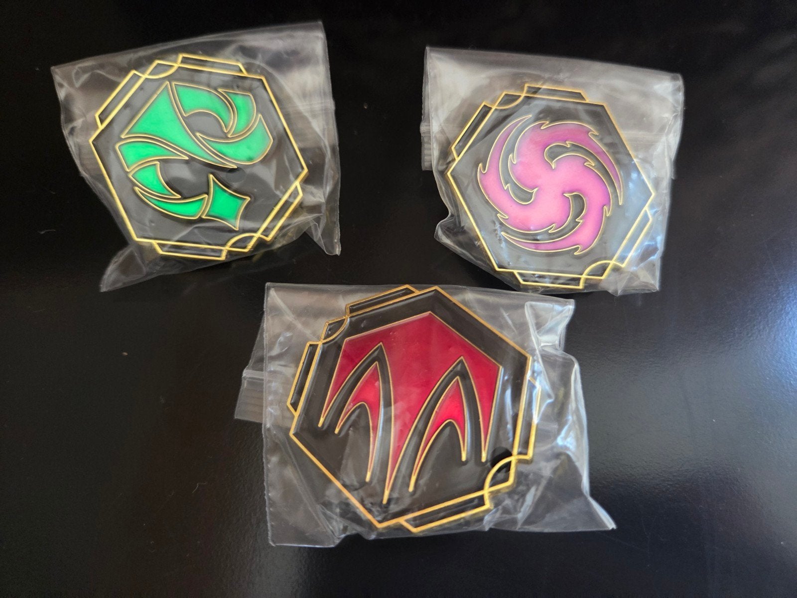 Disney Lorcana League Pins - Set van 3, Ophalen of Verzenden, Nieuw, Figuurtje, Speldje of Pin